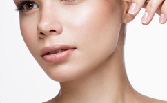 卡一卡二卡三永久榴莲视频